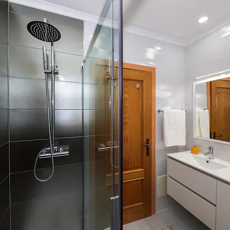 Pensión Moradia Chicharro