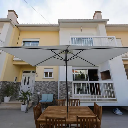 Moradia Chicharro * Nazaré