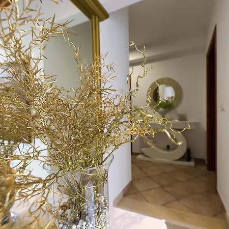 Moradia Chicharro * Nazaré