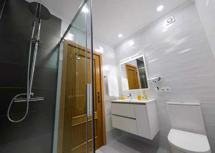 Moradia Chicharro بيت ضيافة *