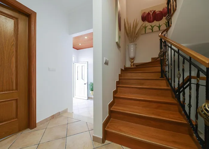 بيت ضيافة Moradia Chicharro *