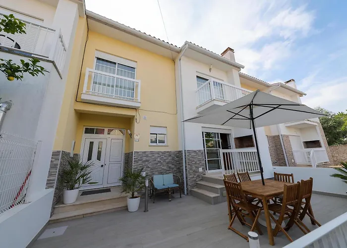 Moradia Chicharro نازاريه