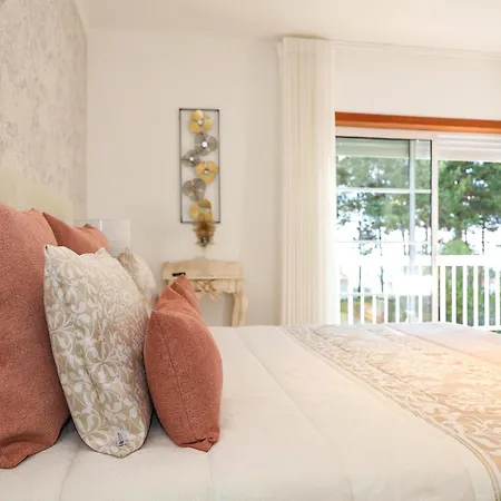 Affittacamere Moradia Chicharro Nazaré